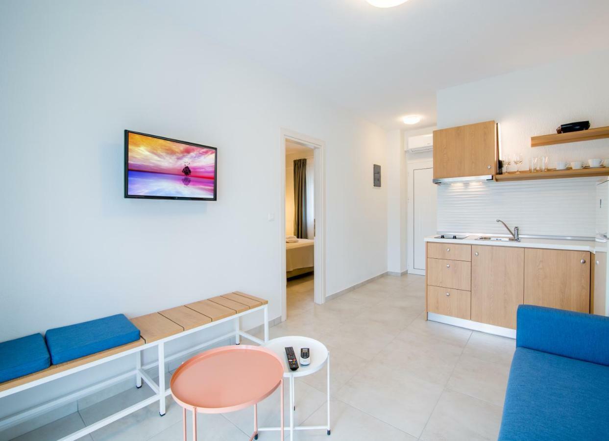 The Papoutsakis Apartment *