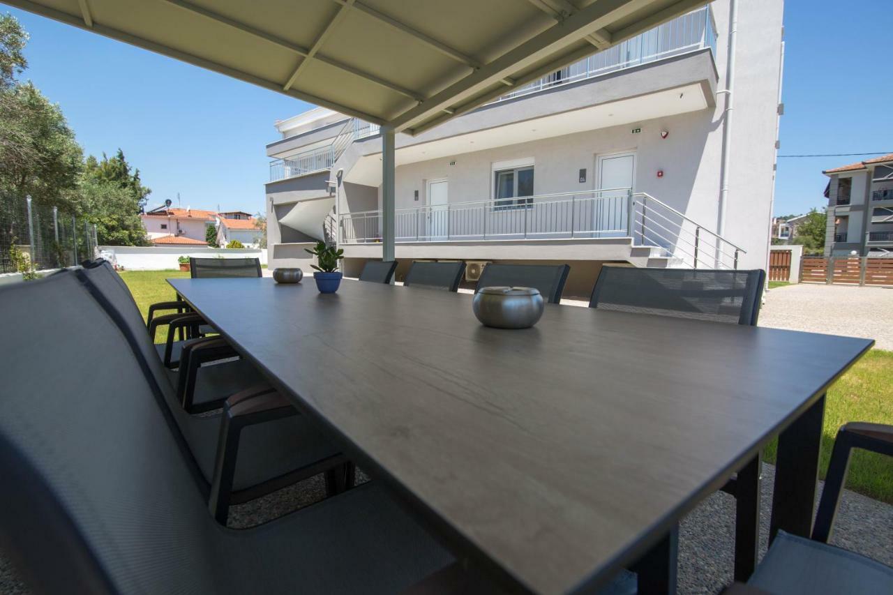 The Papoutsakis Apartment *